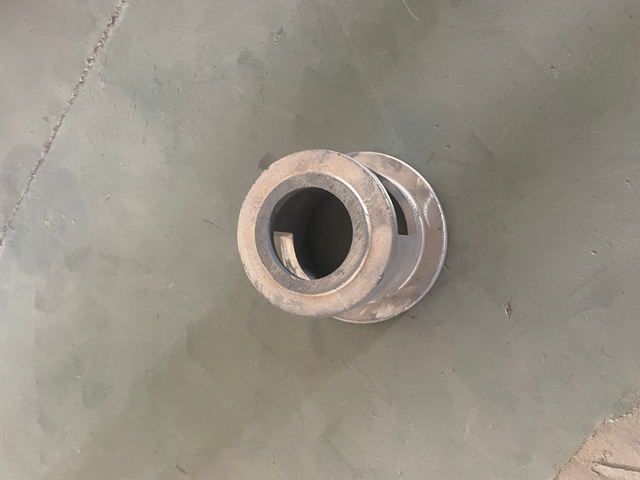 Cast iron pump sleeve bracket