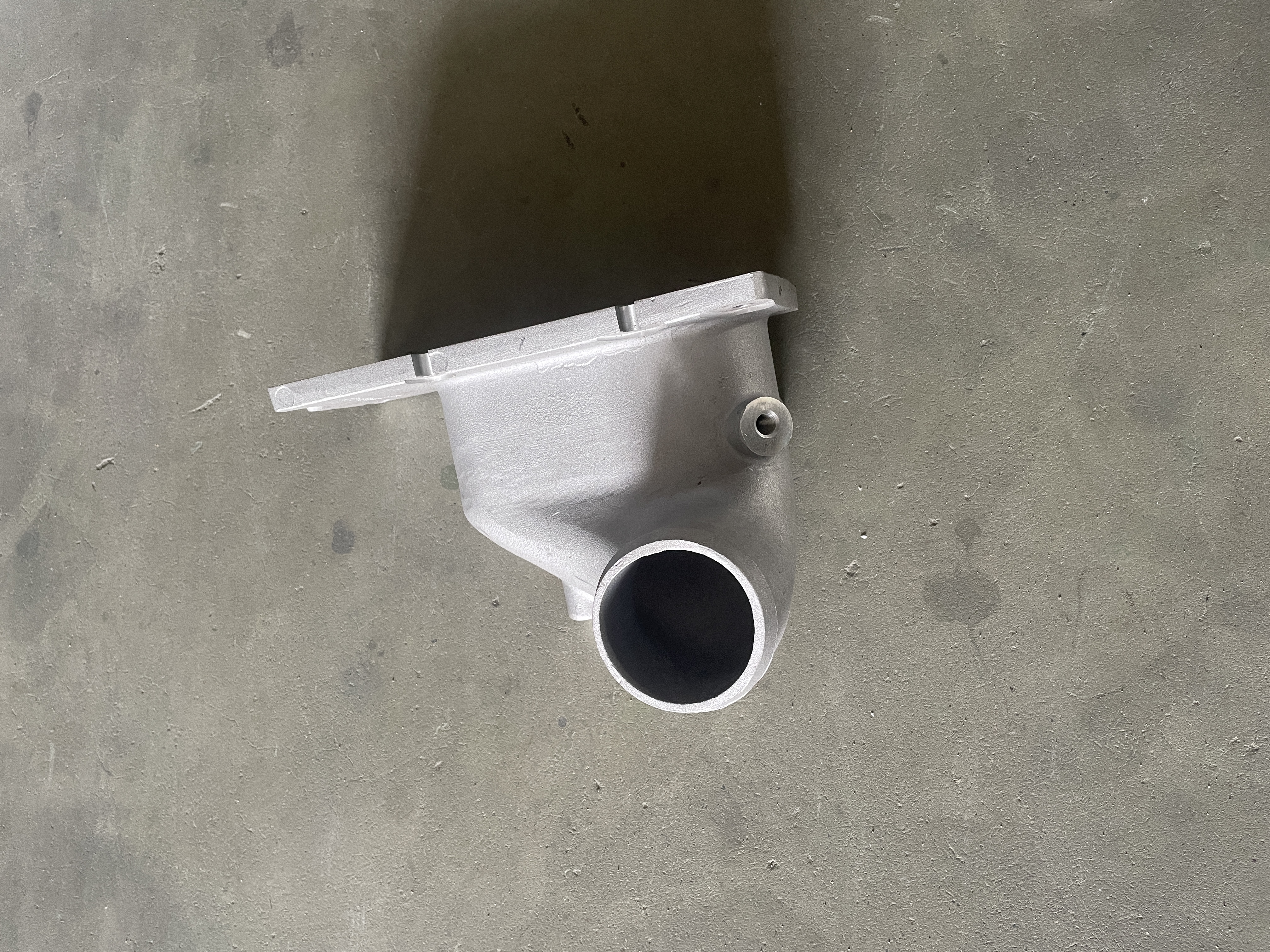 Die cast aluminium pipe connector