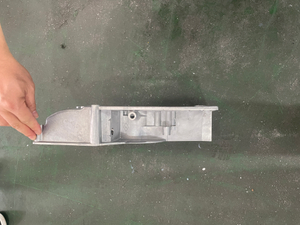 Diesel engine aluminum side cover